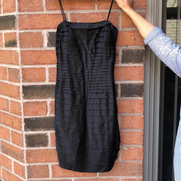 Black Straight Ruffle Layer Dress - Picture 1 of 7